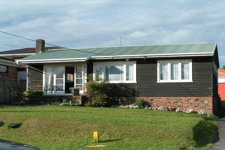 Photo of property in 2/7 Pine Ridge Terrace, Hauraki, Auckland, 0622