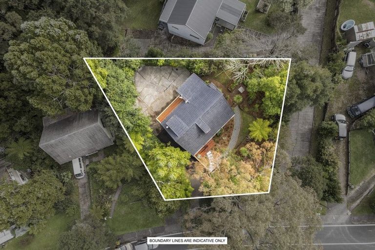 Photo of property in 62 Wirihana Road, Titirangi, Auckland, 0604