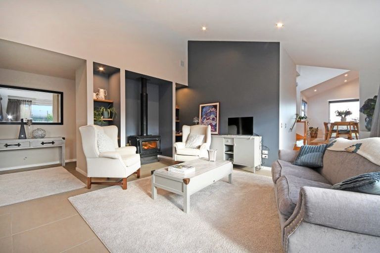Photo of property in 11 Pukeko Way, Kinloch, Taupo, 3377