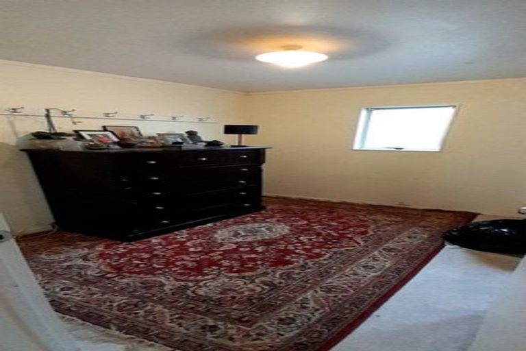 Photo of property in 11 Shamrock Lane, Te Atatu Peninsula, Auckland, 0610