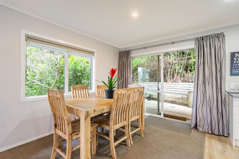 Photo of property in 23a Seagull Place, Whitby, Porirua, 5024