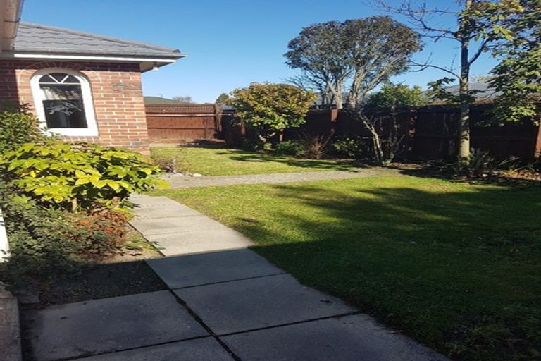 Photo of property in 83 Yaldhurst Road, Sockburn, Christchurch, 8042