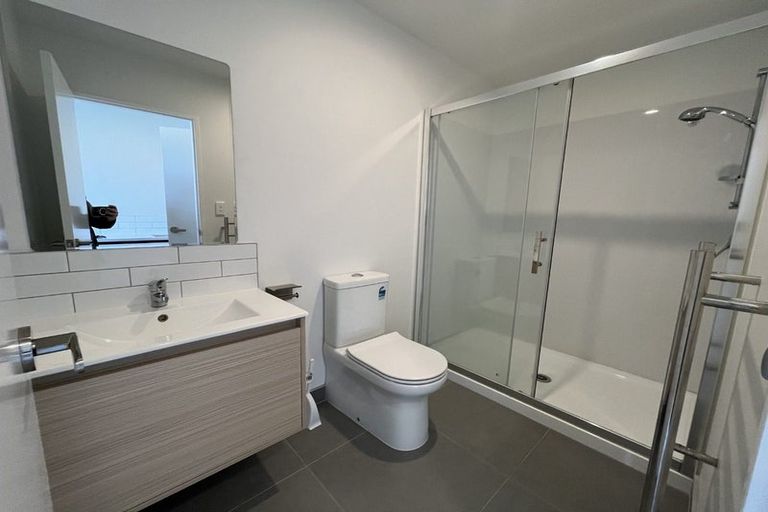 Photo of property in 74 Tukari Lane, Mangere Bridge, Auckland, 2022