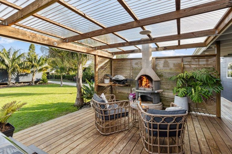 Photo of property in 14 Catherine Crescent, Whitianga, 3510