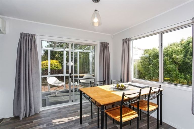 Photo of property in 12c Youngs Road, Papakura, 2110