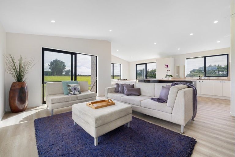 Photo of property in 1843 Thongcaster Road, Burnt Hill, 7495