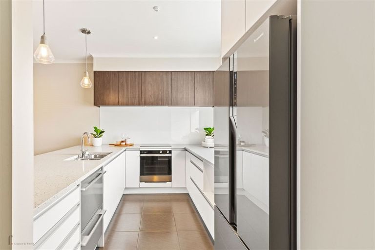 Photo of property in 215 Hobsonville Point Road, Hobsonville, Auckland, 0616