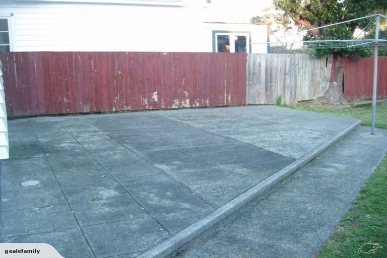 Photo of property in 36 Burnham Street, Seatoun, Wellington, 6022