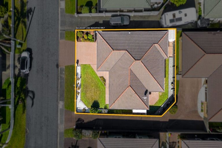 Photo of property in 38 Edward Avenue, Orewa, 0931