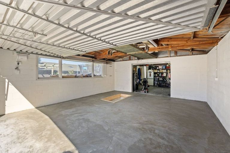 Photo of property in 241 Lake Terrace Road, Shirley, Christchurch, 8061