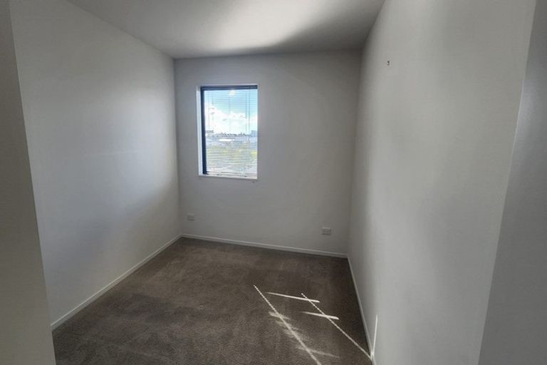 Photo of property in 18 Hiki Street, Hobsonville, Auckland, 0616