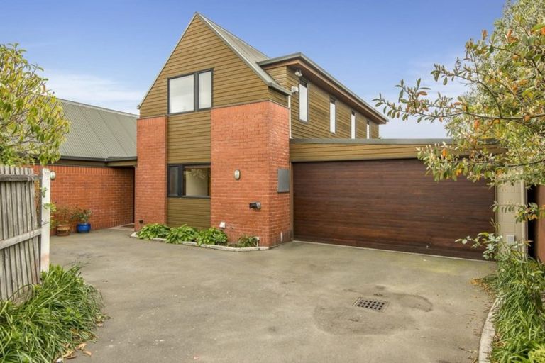 Photo of property in 177a Centaurus Road, Saint Martins, Christchurch, 8022