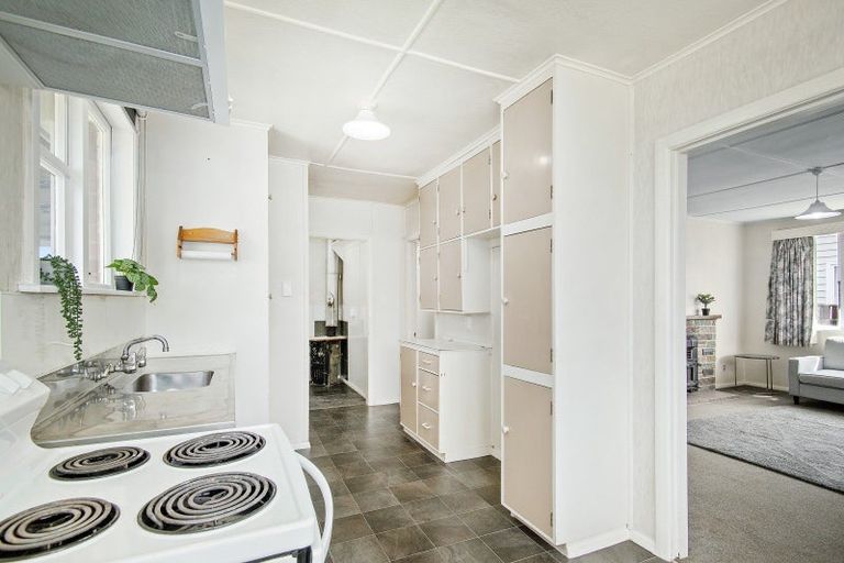 Photo of property in 11 Davis Crescent, Elderslea, Upper Hutt, 5018