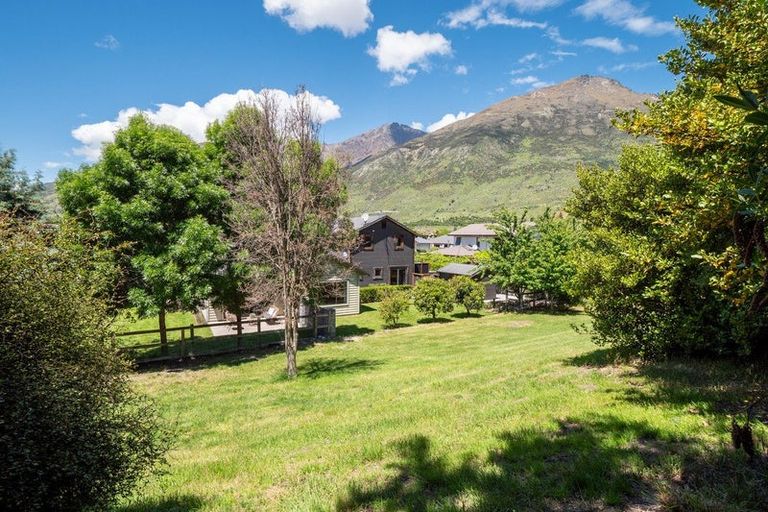 Photo of property in 32 Quill Street, Lake Hayes, Queenstown, 9304