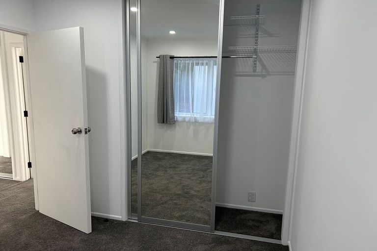 Photo of property in 4/18 Bevyn Street, Castor Bay, Auckland, 0620