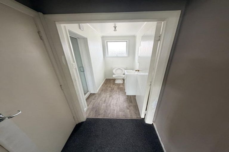 Photo of property in 31 Knowles Street, Terrace End, Palmerston North, 4410