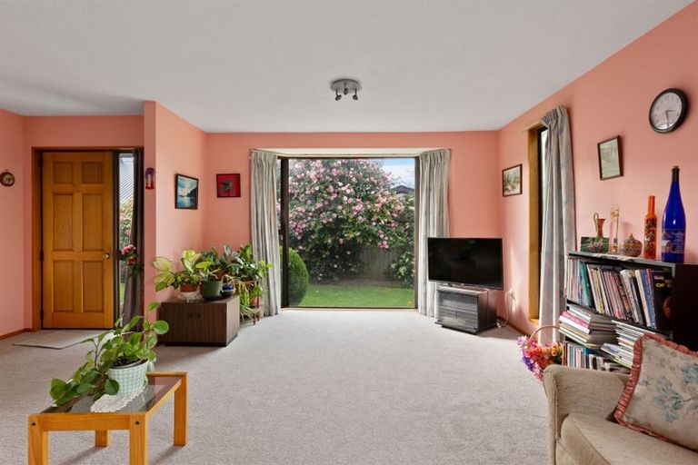 Photo of property in 8 Colchester Place, Templeton, Christchurch, 8042