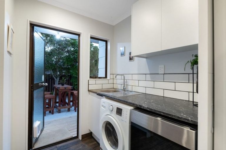 Photo of property in 4a Kimber Grove, Papamoa Beach, Papamoa, 3118