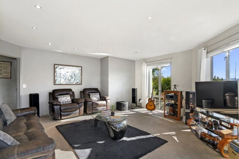 Photo of property in 35 Monaco View, Stoke, Nelson, 7011