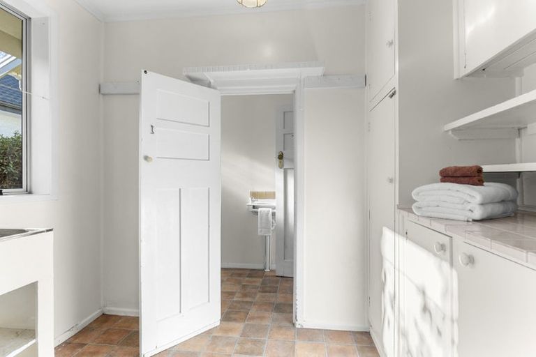 Photo of property in 108 Carrington Street, Lower Vogeltown, New Plymouth, 4310