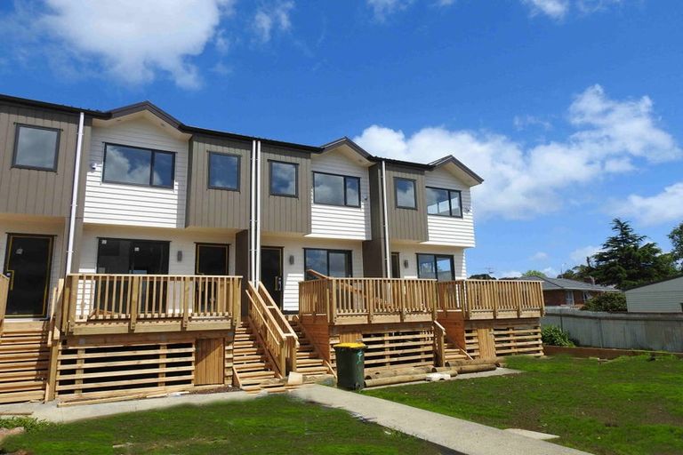 Photo of property in 3/15 Rush Place, Mangere, Auckland, 2022