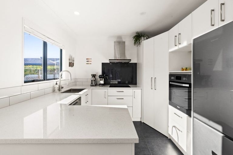 Photo of property in 68 Park Road, Greenmeadows, Napier, 4112