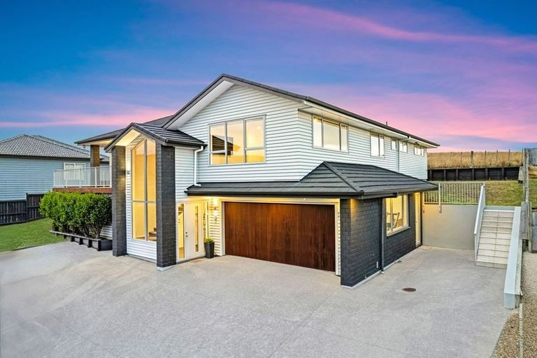 Photo of property in 56 Hillpark Drive, Pokeno, 2402