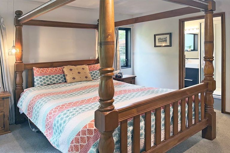 Photo of property in 83 Whau Valley Road, Whau Valley, Whangarei, 0112