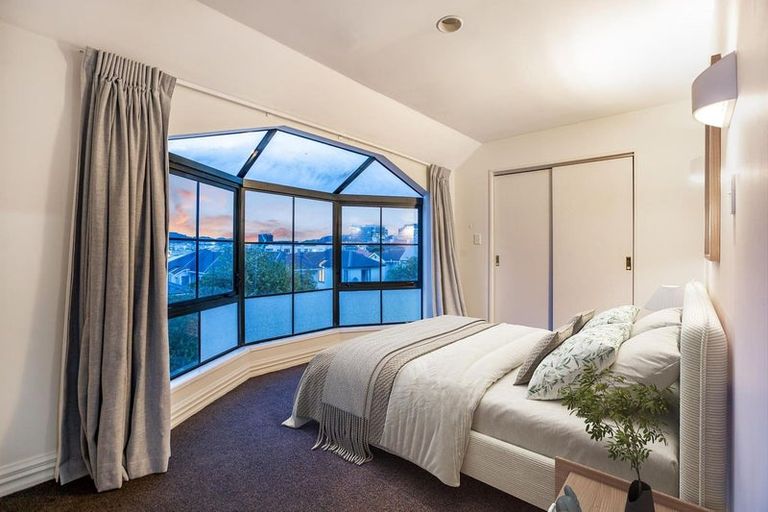 Photo of property in 16g Hobson Street, Thorndon, Wellington, 6011