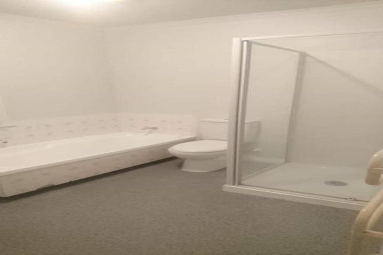 Photo of property in 11 East Street, Terrace End, Palmerston North, 4410