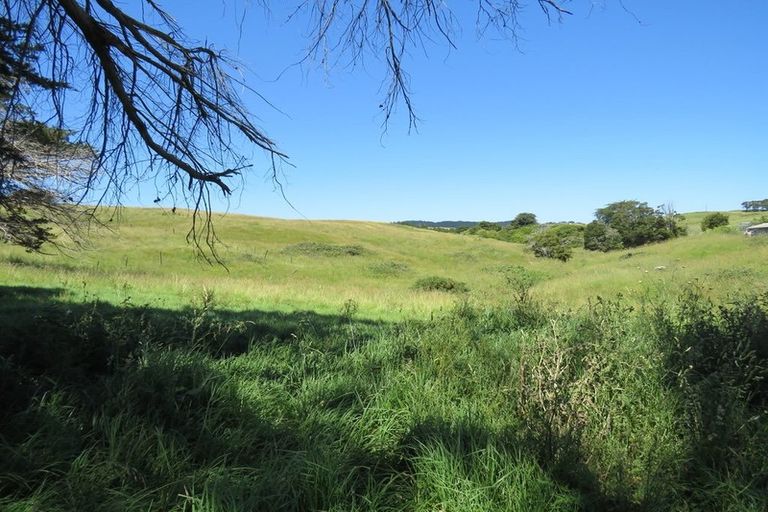 Photo of property in 1514 State Highway 12, Paparoa, Maungaturoto, 0583