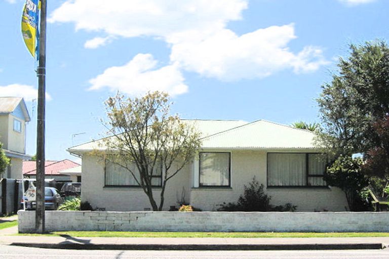 Photo of property in 96 Ohoka Road, Kaiapoi, 7630