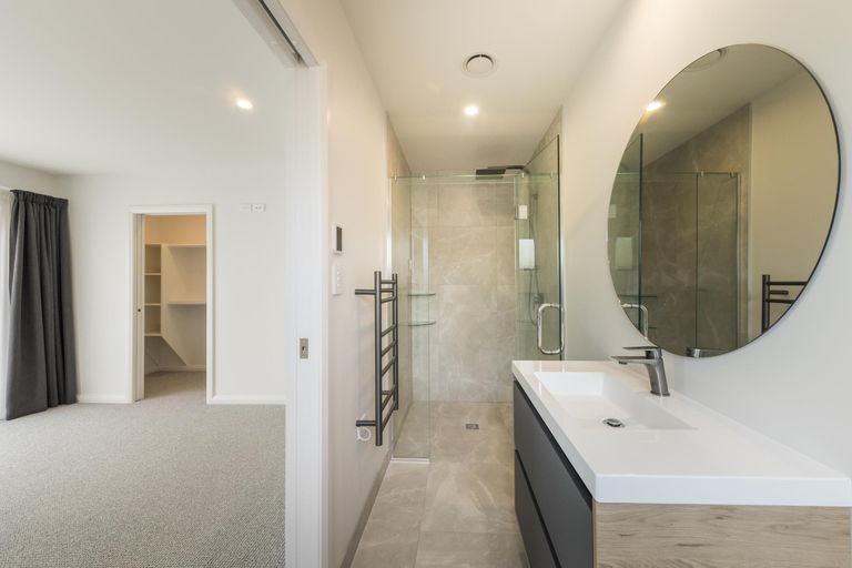 Photo of property in 12 Roy Street, Palmerston North, 4410