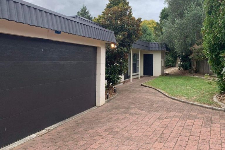 Photo of property in 102 Poaka Avenue, Dinsdale, Hamilton, 3204