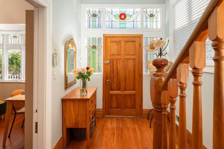 Photo of property in 5 Armour Avenue, Mount Victoria, Wellington, 6011