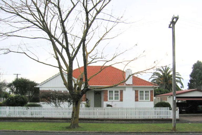 Photo of property in 1 Marire Avenue, Frankton, Hamilton, 3204