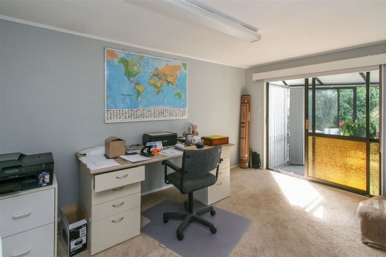 Photo of property in 3 Puriri Street, Inglewood, 4330