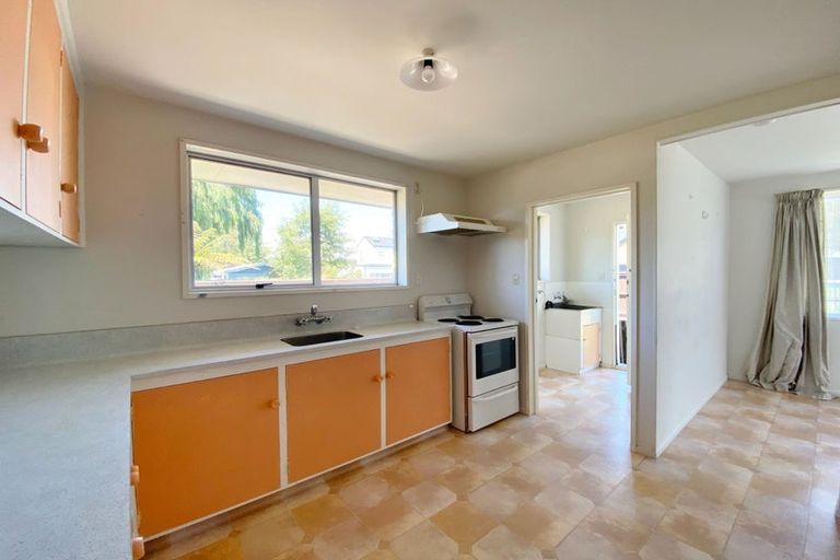 Photo of property in 2/329 Hendersons Road, Hoon Hay, Christchurch, 8025