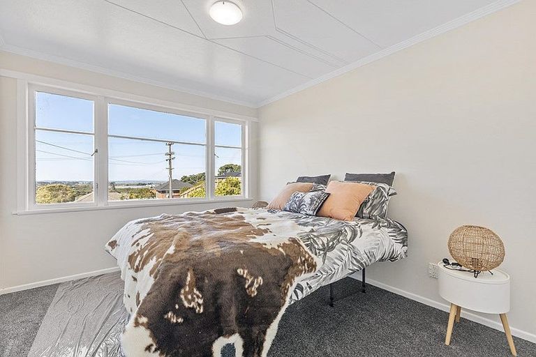 Photo of property in 18 Prangley Avenue, Mangere, Auckland, 2022