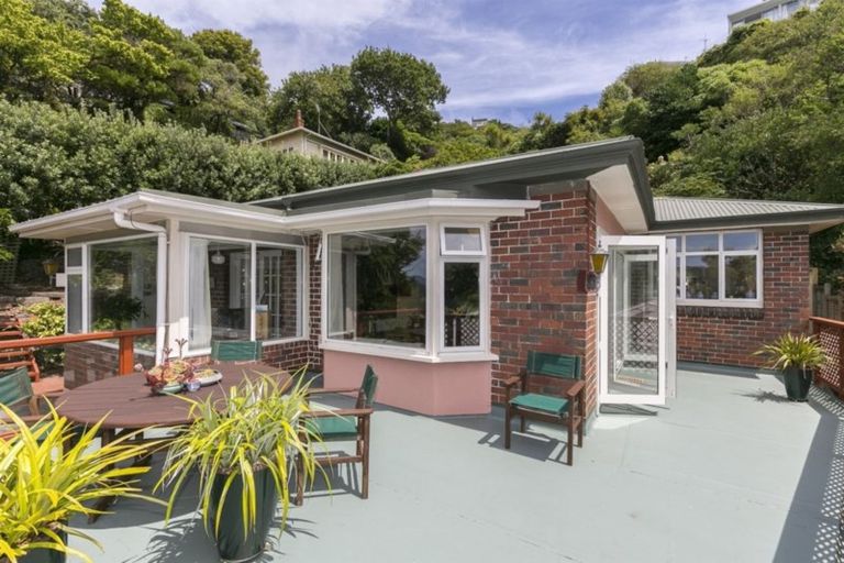 Photo of property in 105 Barnard Street, Wadestown, Wellington, 6012