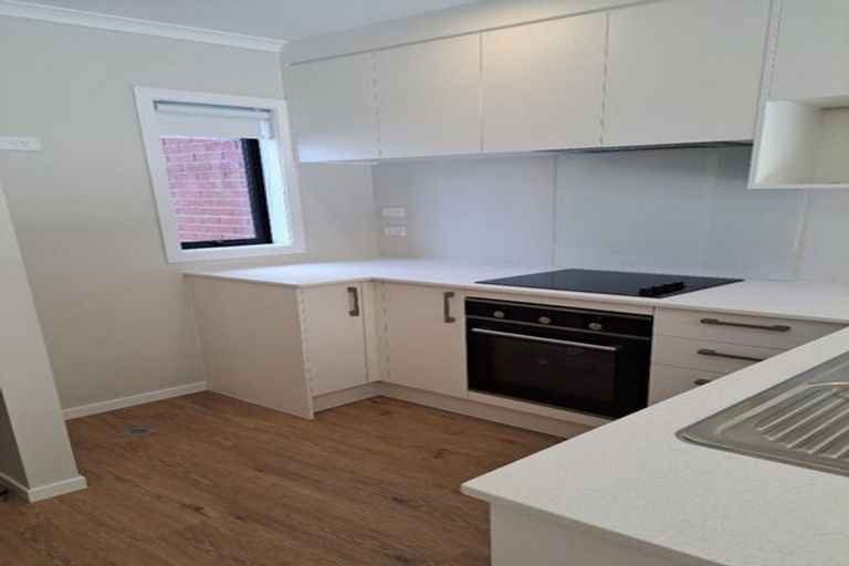 Photo of property in 2/125b Metcalfe Road, Ranui, Auckland, 0612