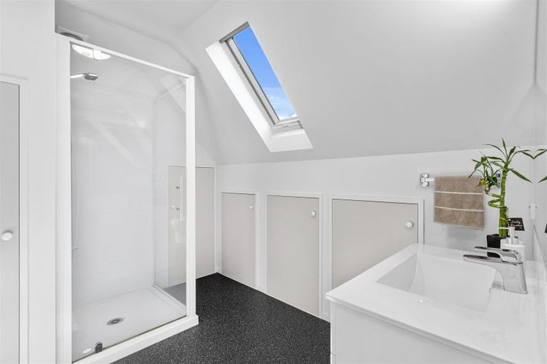 Photo of property in 12 Greystoke Lane, Avonhead, Christchurch, 8042