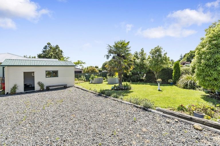 Photo of property in 13 Station Street, Woodville, 4920