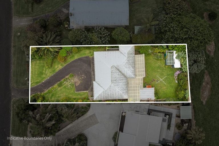 Photo of property in 58 The Crescent, Waihi Beach, 3611