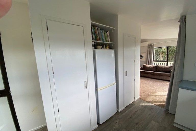 Photo of property in 4a Tui Grove, Elderslea, Upper Hutt, 5018