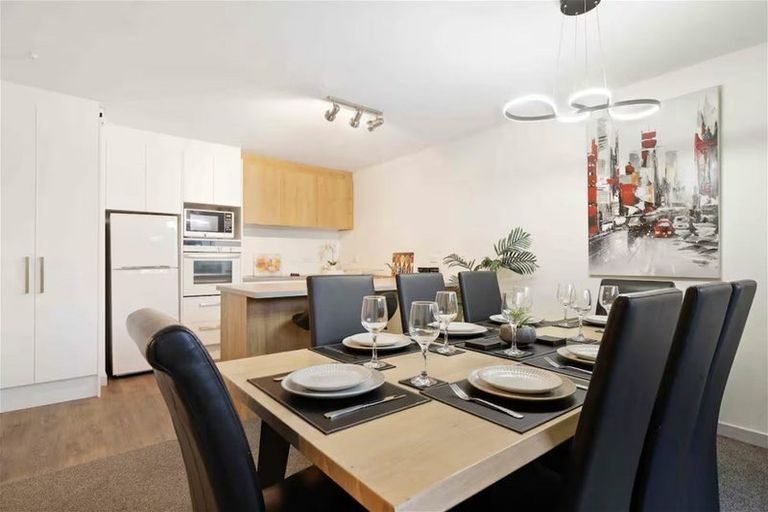 Photo of property in 39/37 Hallenstein Street, Queenstown, 9300