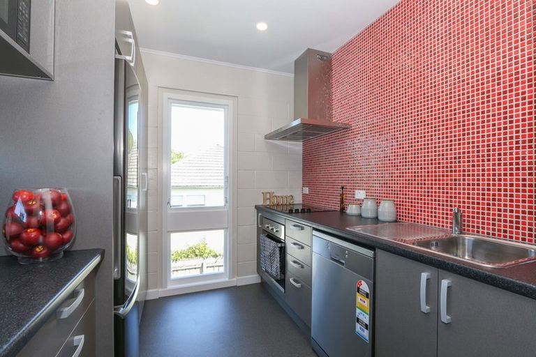 Photo of property in 1/23 Campbell Street, Karori, Wellington, 6012