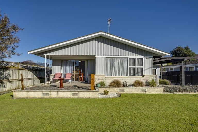 Photo of property in 24 Kent Terrace, Taradale, Napier, 4112