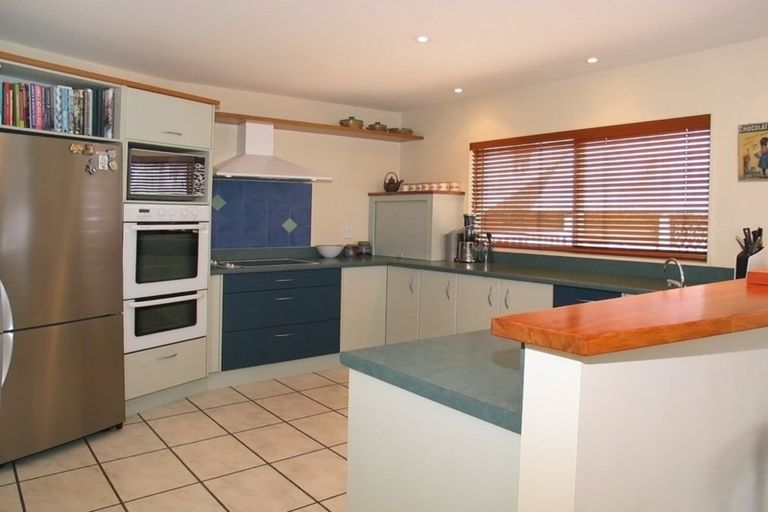 Photo of property in 30 The Masthead, Whitby, Porirua, 5024