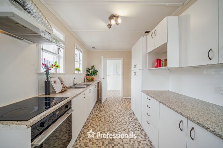 Photo of property in 10 Hughes Crescent, Taita, Lower Hutt, 5011